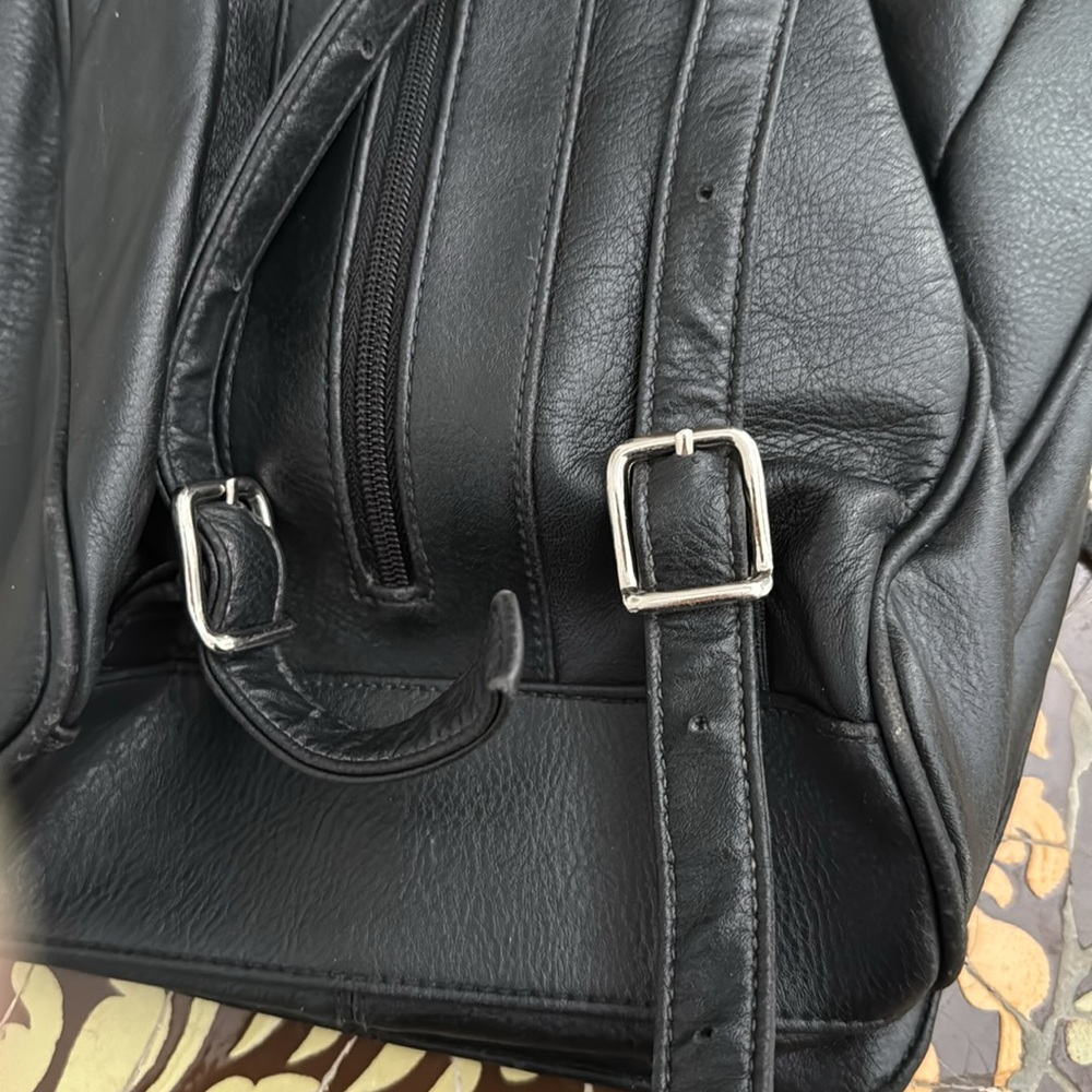 AURIELLE BLACK LEATHER BACKPACK - Picture 9 of 9